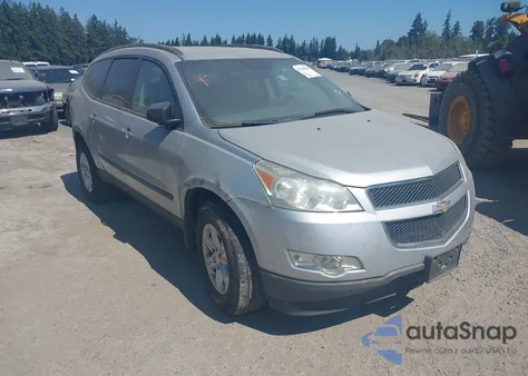 2012 Chevrolet Traverse Ls z USA, uszkodzony, nr VIN 1GNKRFED9CJ373699